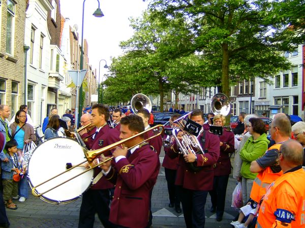 20080523195821 Muziekband voegt voor ons in